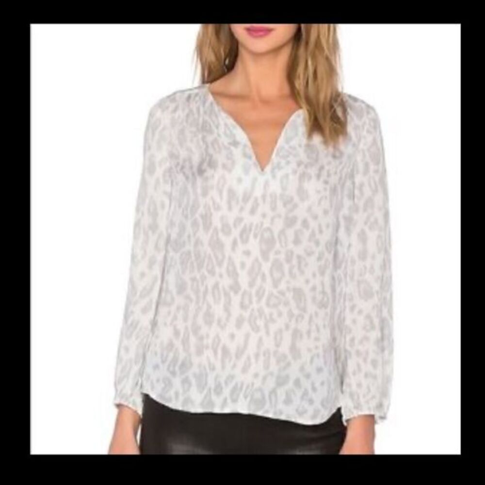 𝅺JOIE silk shirt leopard print XS